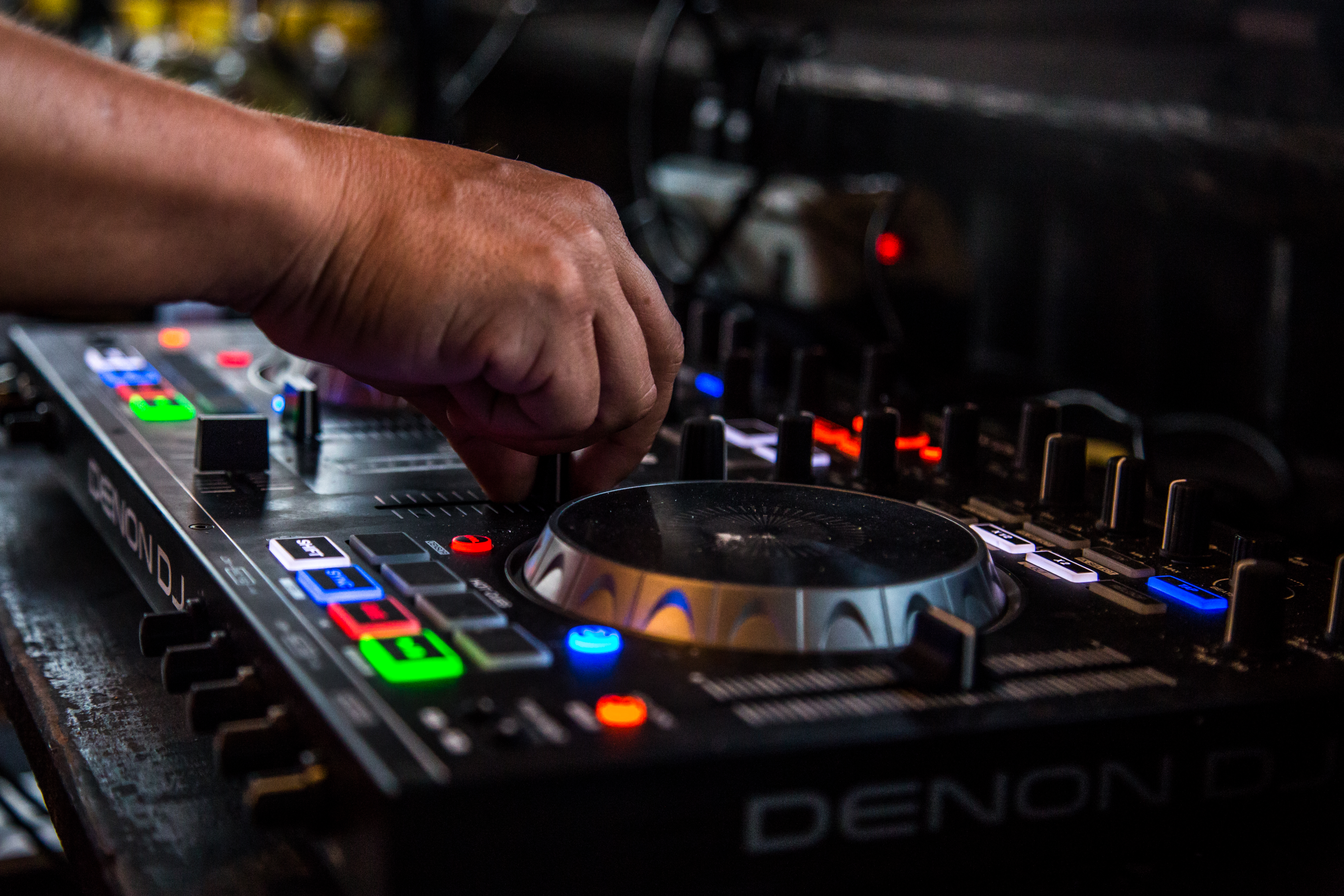 Рекорды диджеев из Книги Гиннеса